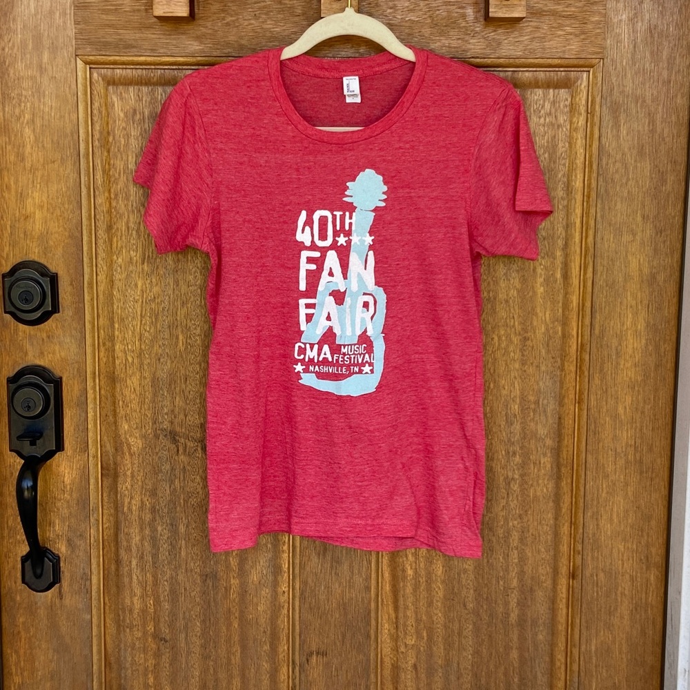 CMA Music Festival Tee, 40th Fan Fair, size small